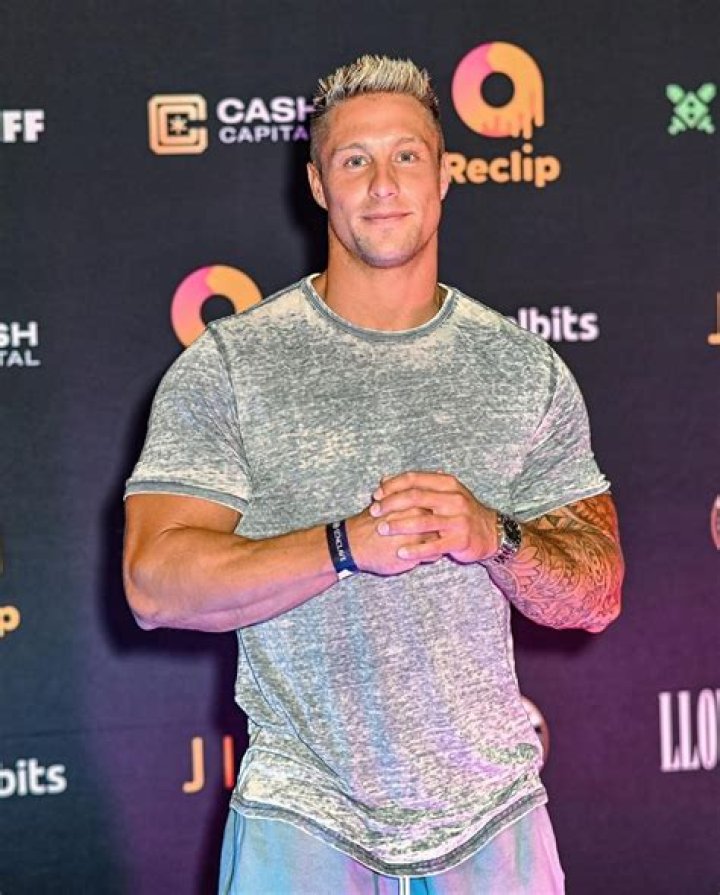 Nathan Webb - Age, Family, Bio