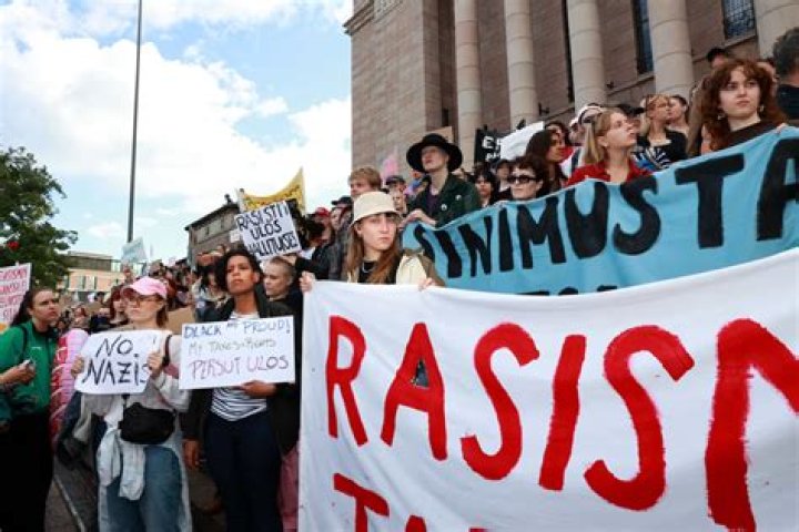 
Orrin Hatch Racist Accusations: What Did He Do? Wife Elaine Hatch And Kids 