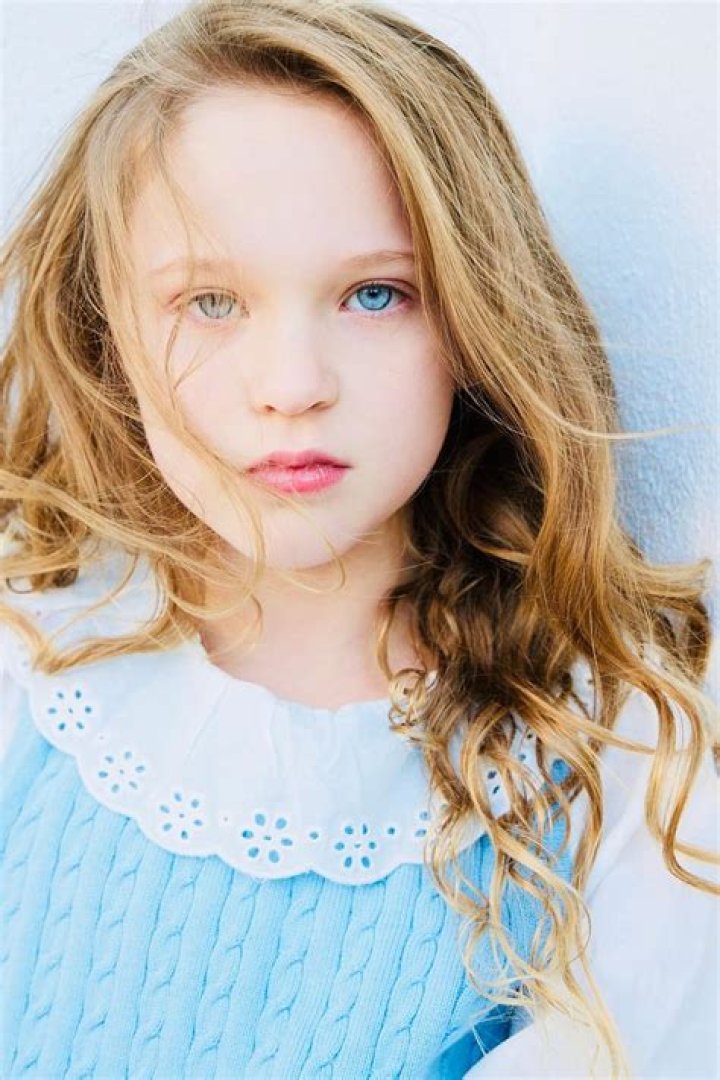 Paris Rose Newton - Age, Family, Bio