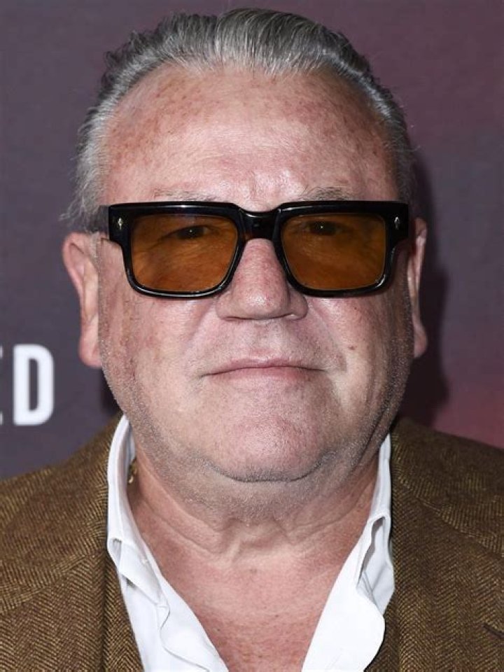 Ray Winstone - Age, Family, Bio