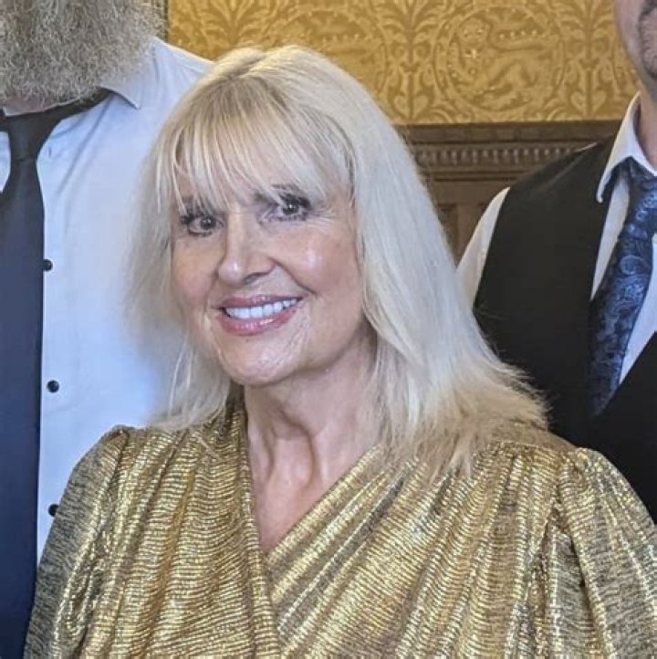 Richard Dunn - Trivia, Family, Bio