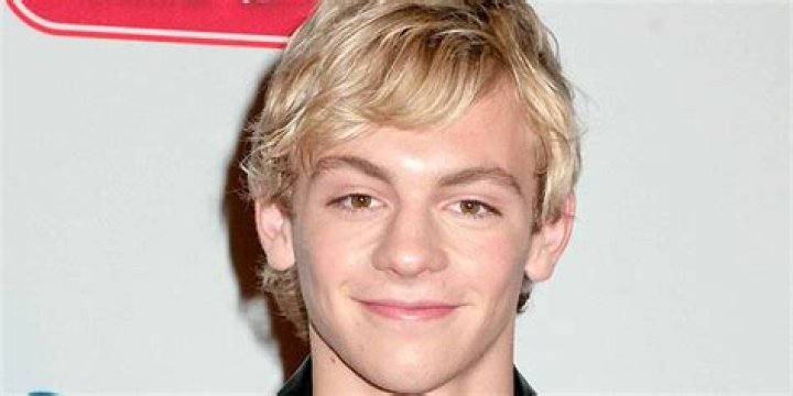 Ross Lynch - Age, Family, Bio