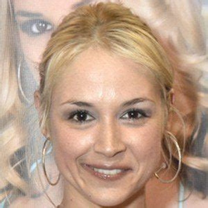 Sarah Vandella - Age, Family, Bio