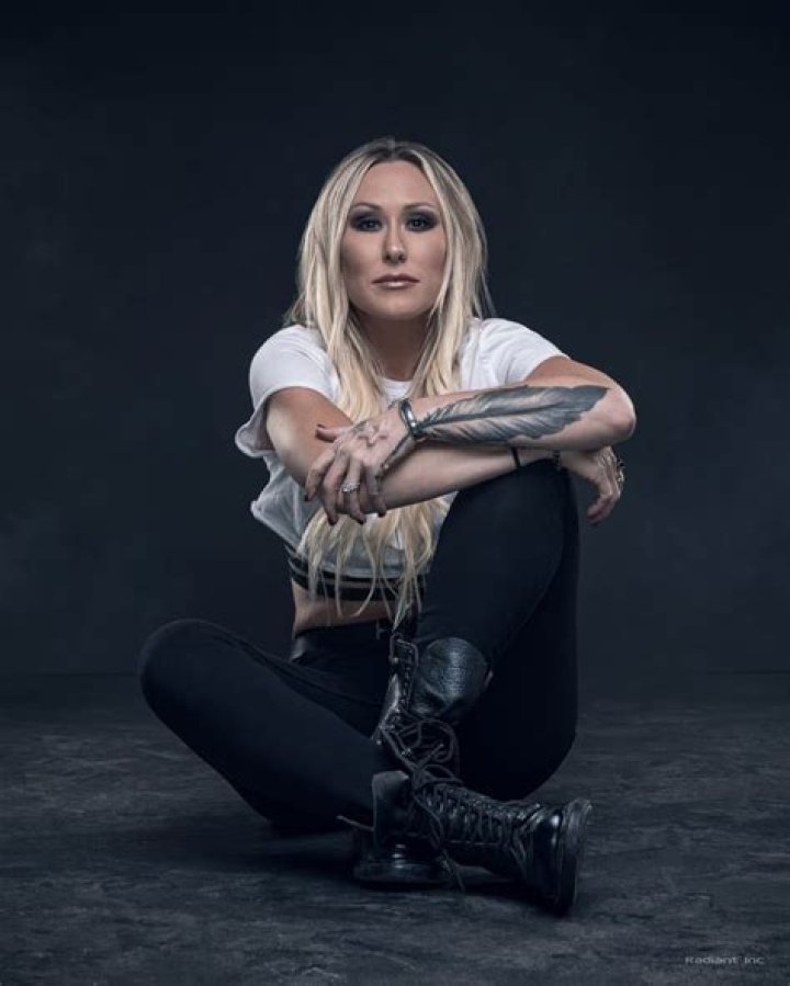 Shannon Gunz - Age, Family, Bio