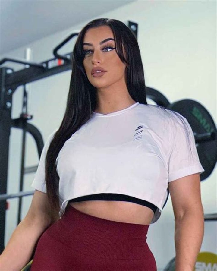 Shauna Sand Bio (Wiki) 