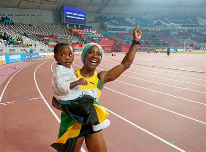 Shelly-Ann Fraser-Pryce - Age, Family, Bio