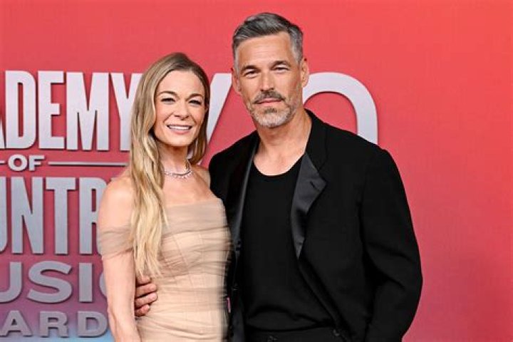 Star: LeAnn Rimes & Eddie are still in deep financial & marital trouble