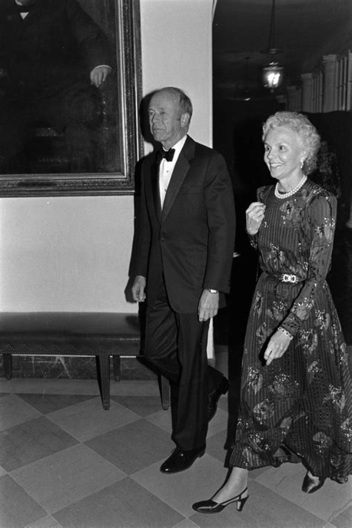 Stephen Bechtel, Jr. Net Worth - Wiki, Age, Weight and Height, Relationships, Family, and More