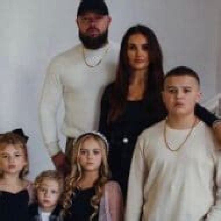 Sunny and Melon - Members, Ages, Trivia