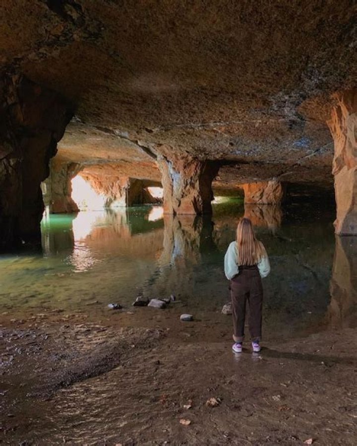 Téa Leoni regularly goes fishing by herself in upstate NY ‘it’s a very Zen pastime’