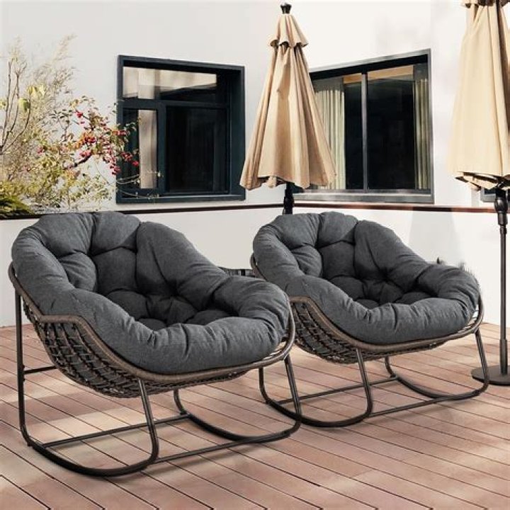 What sizes do Papasan chairs come in?