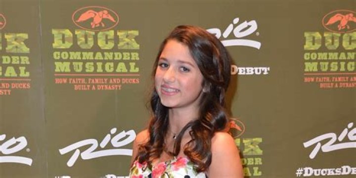 
Who is Bella Robertson? Willie Robertson Daughter’s Age, Wiki 