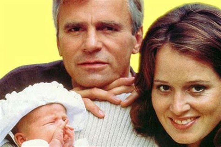 Who is Wylie Quinn Annarose Anderson Mother?