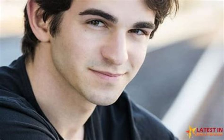 Zachary Gordon Bio (Wiki) 